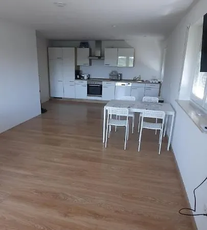 Penzini Xxl-apartment Mit Blick Ins Gruene 8 Personen Apartmán Rheinstetten